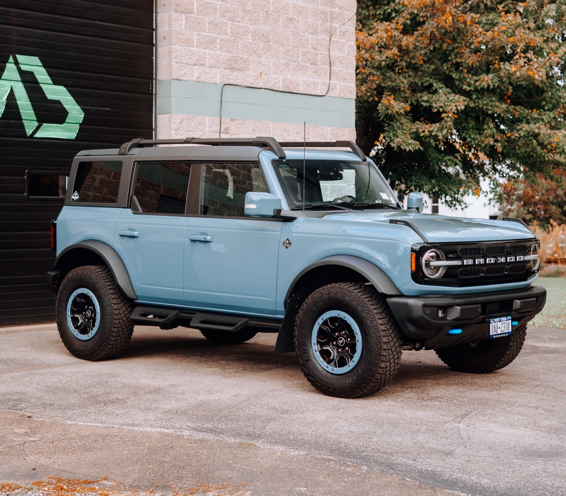 Bronco parked with powder coated rings